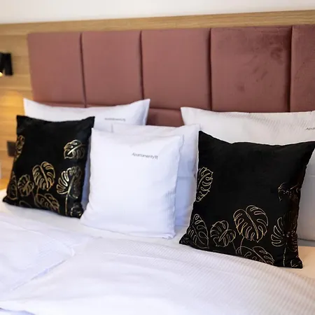 Apartament 111 *