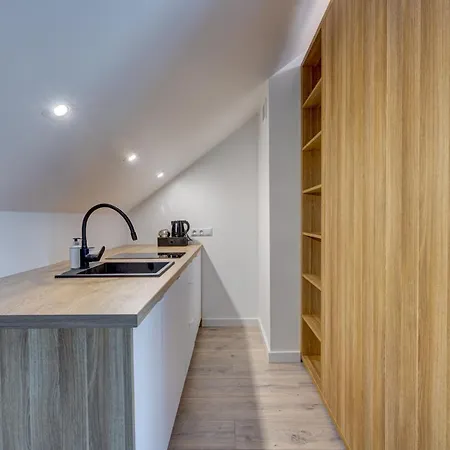 111 Apartman *